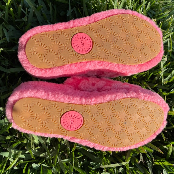 UGG🌸🌸Fluff Yeah Poppy slide size 6 - Picture 6 of 10